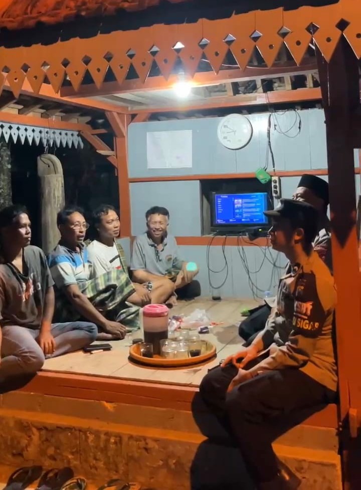 Kapolres Ngawi Tekankan Pentingnya Sambang Poskamling dalam Menjaga Kamtibmas