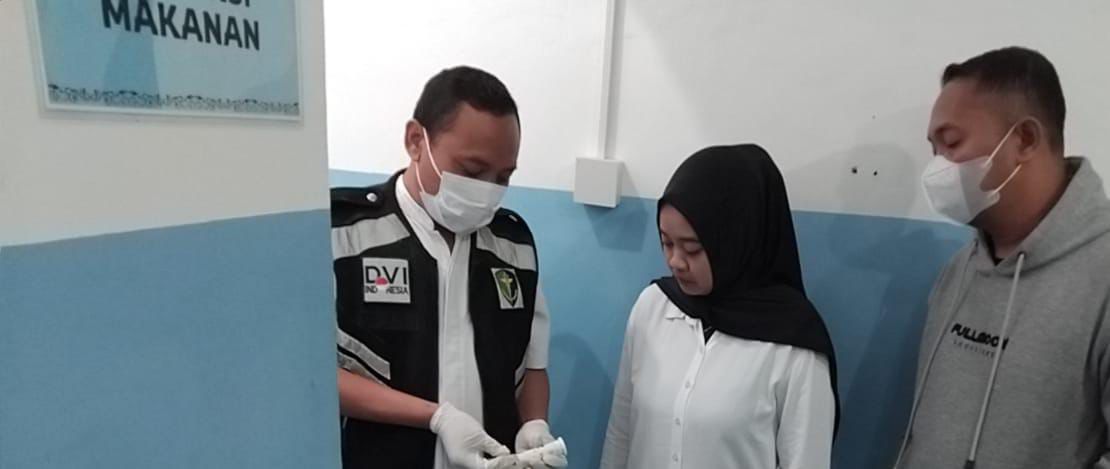 Jamin Kualitas Gizi, Sidokkes Polres Ngawi Gelar Uji Sterilitas Makanan di Dua SPPG