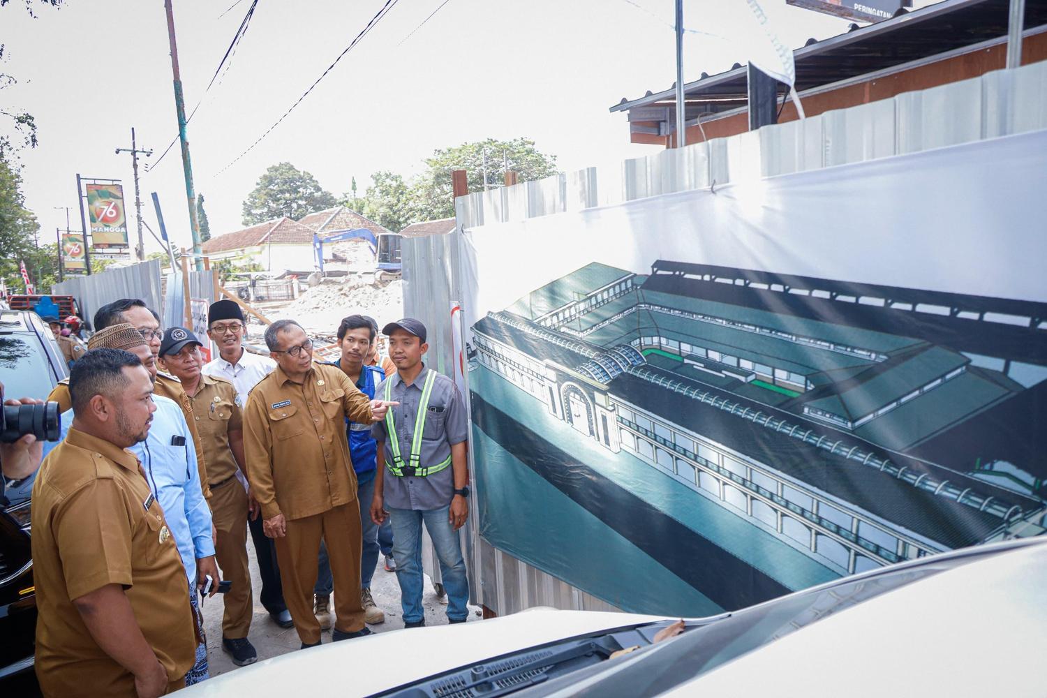 Tinjau Progres Revitalisasi Pasar Sidayu, Bupati Gresik: Siap Jadi Pasar Berkelas