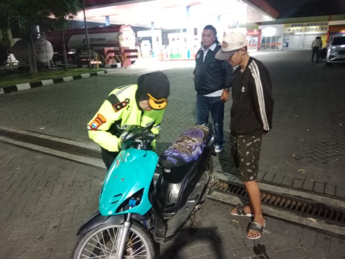 Polsek Karangpilang Gelar Patroli Presisi, Sasar 3C dan Gangster