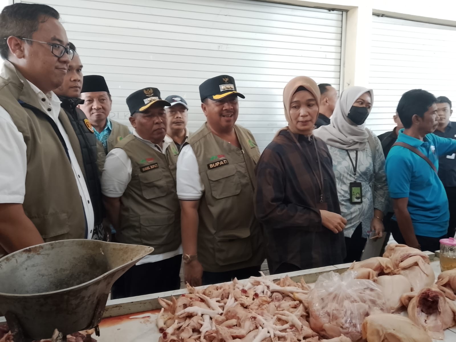 Cek Stok dan Kestabilan Harga, Bupati Jombang Sidak Pasar Pon