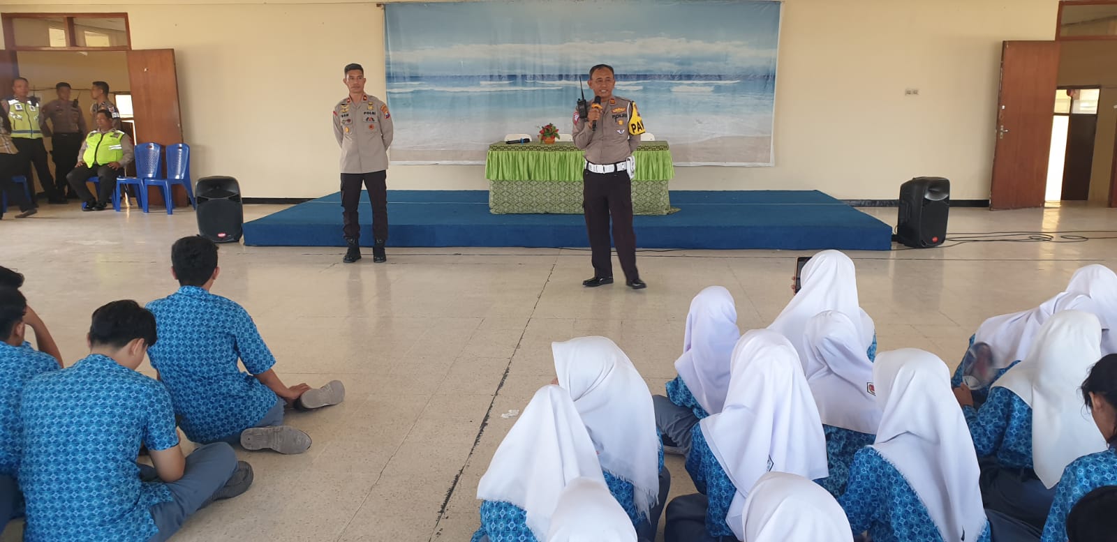 Polsek Sawahan Gelar Sosialisasi di SMA Gema 45 Surabaya