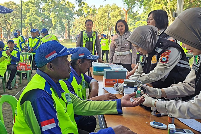Polresta Malang Kota Beri Layanan Kesehatan Gratis kepada Supeltas