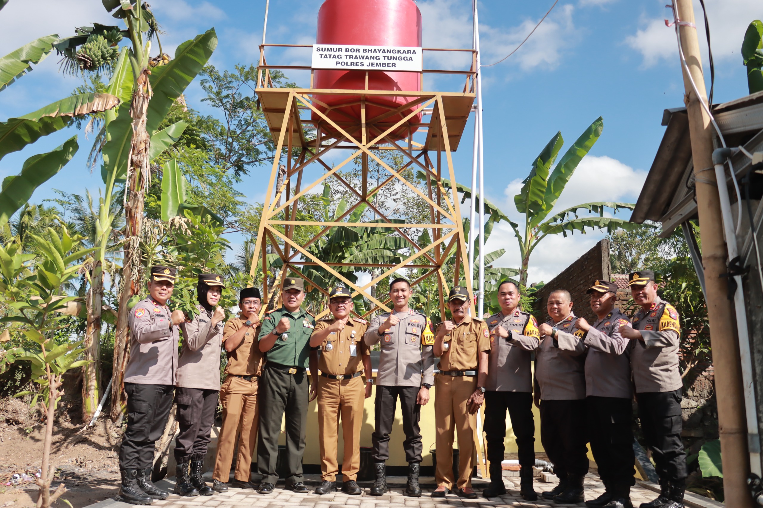 Kemarau Tiba Kapolres Jember Resmikan Sumur Bor Bhayangkara Tatag Trawang Tungga