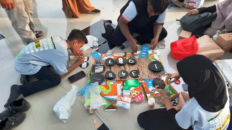 Ngaji Literasi dan Lomba Mading Meriahkan Festival Literasi Situbondo 2025