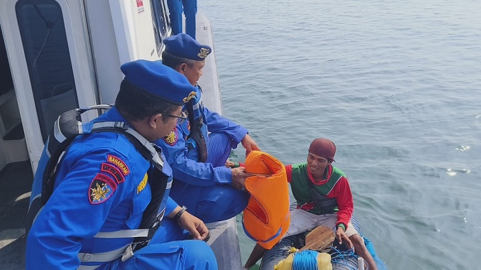 Antisipasi Cuaca Ekstrem, Satpolairud Situbondo Perketat Patroli dan Pengawasan Laut