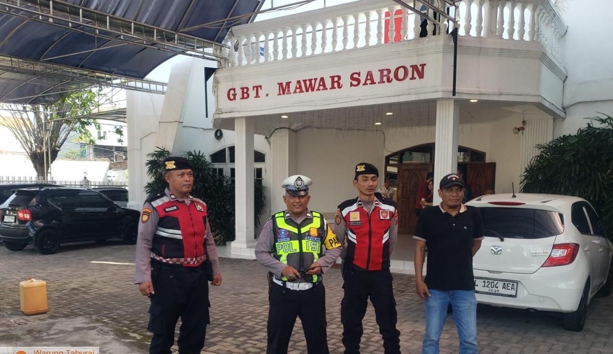 Polsek Mulyorejo Kawal Gereja Mawar Saron, Ibadah Minggu Berjalan Aman