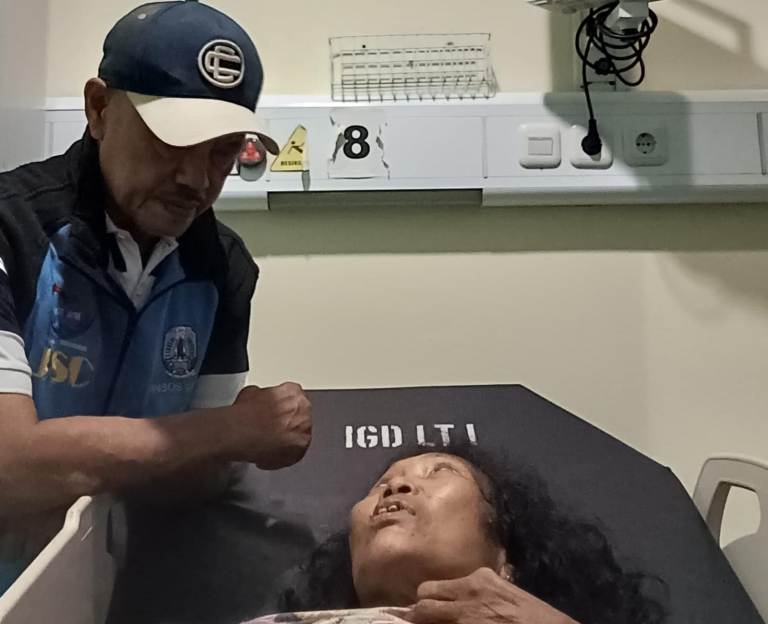 Lansia Terlantar, JSC Tim Respon Kasus Dinsos Jatim Lakukan Penanganan Darurat