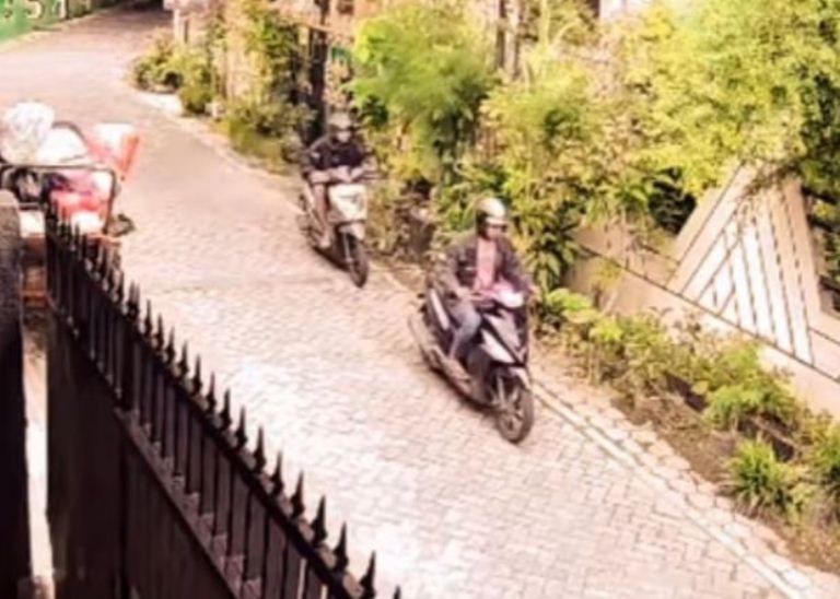 Beraksi 9 Kali, Duo Maling Motor di Jalan Semolowaru Berakhir di Jeruji Besi