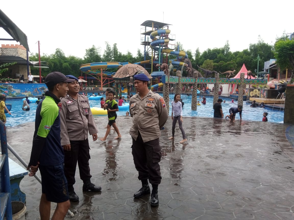 Satpolairud Polresta Sidoarjo Patroli Wisata Perairan