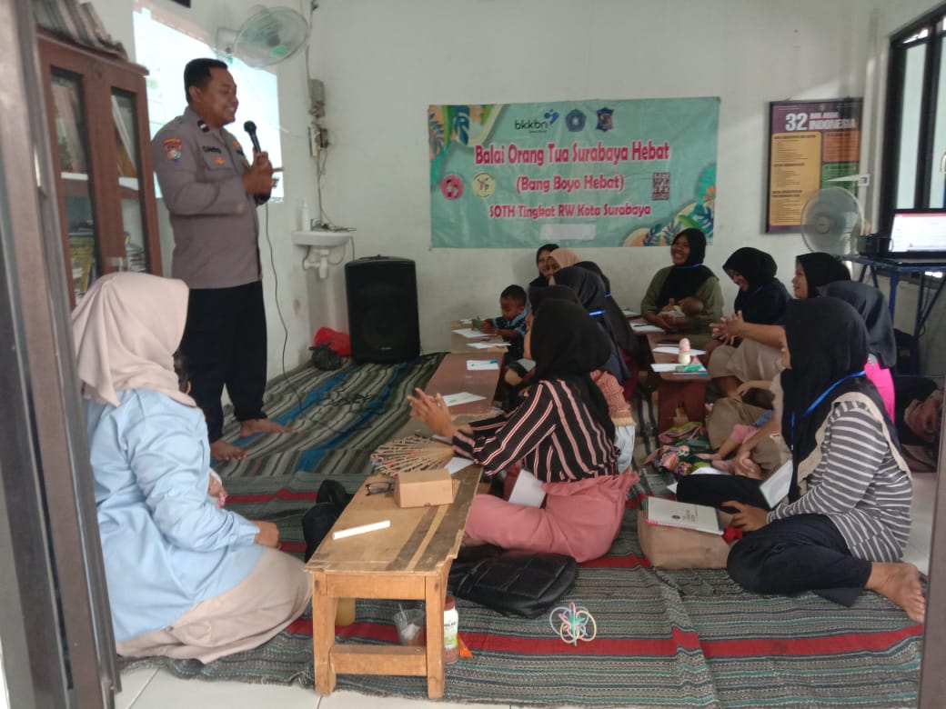 Polsek Karangpilang Dukung Penuh Program Sekolah Orang Tua Hebat untuk Atasi Stunting