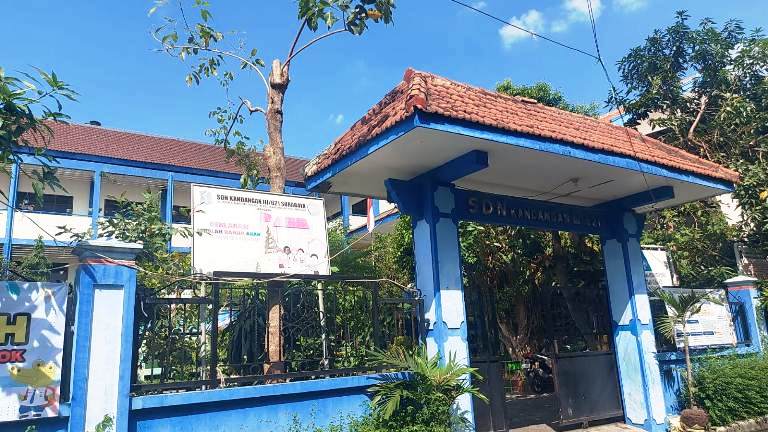 SDN Kandangan III Surabaya Terdampak Bau Menyengat dari Pabrik Peleburan Emas PT Suka Jadi Logam