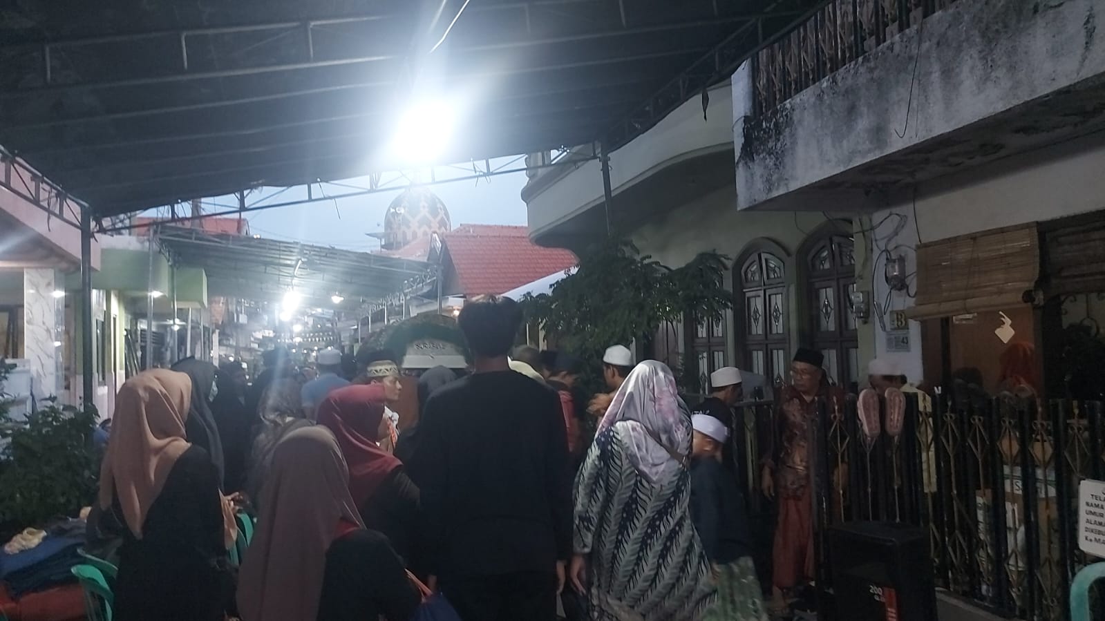 Tragedi Pantai Modangan, Dua Warga Surabaya Tewas Terseret Ombak, Satu Hilang