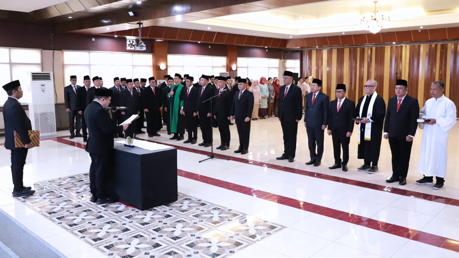 Lantik Pejabat Administrator, Kakanwil BPN Jatim Perintahkan Segera Menyesuaikan dengan Ritme Kerja