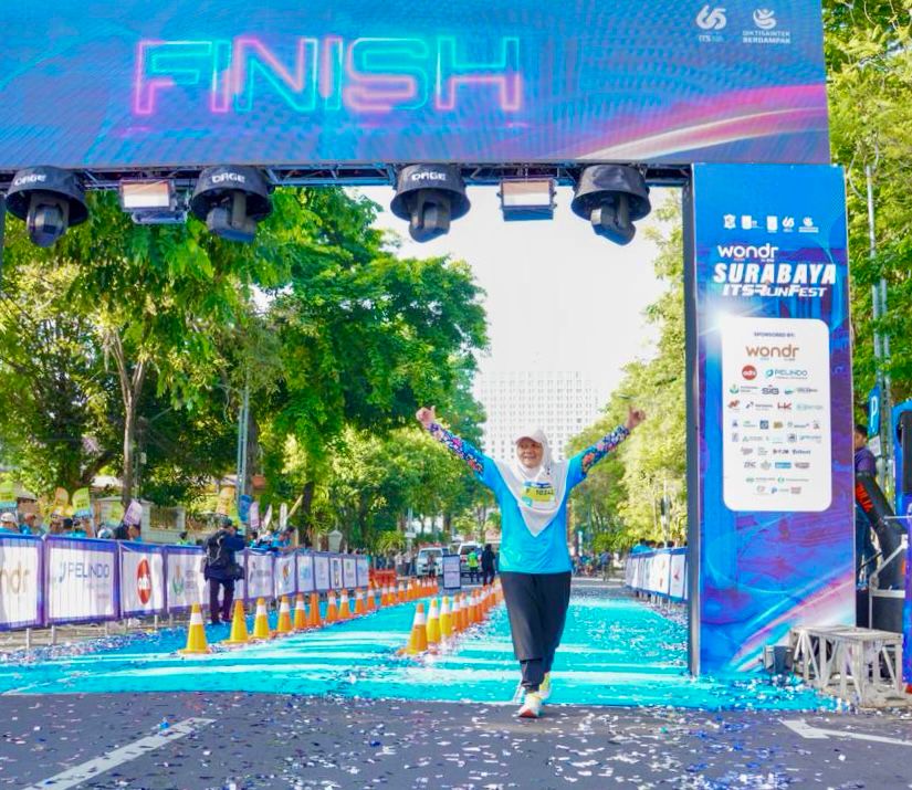 Tuntaskan Lari 10K di Surabaya ITS Run Fest 2025, Reni Astuti: Olahraga untuk Sehat dan Bahagia