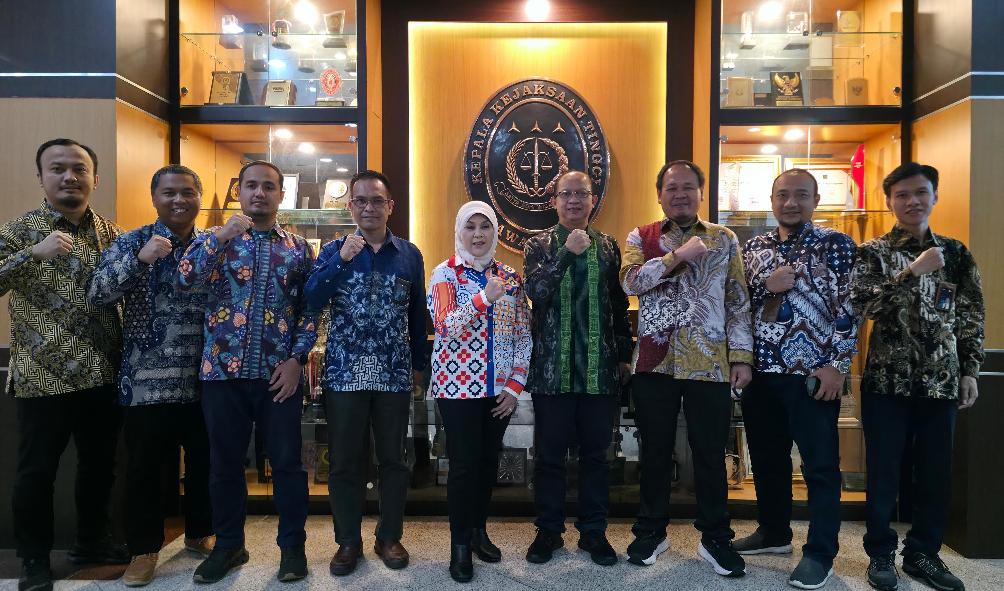 Percepat Pembangunan Proyek Strategis Nasional, PT PLN (Persero) UIP JBTB Audiensi dengan Kejati Jatim