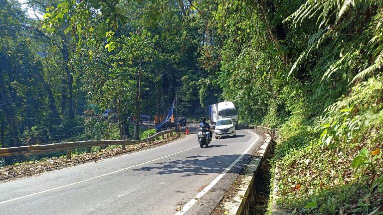 Jalur Gumitir Resmi Ditutup, BBPJN Jatim-Bali Siapkan Rute Alternatif