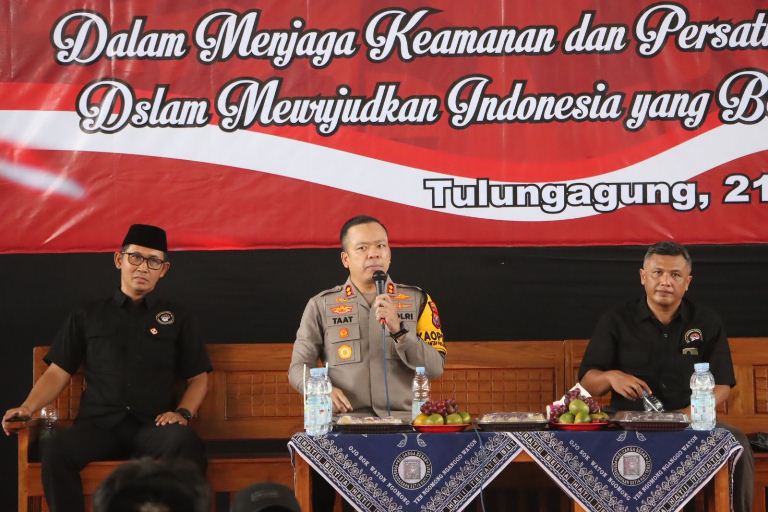 Kapolres Tulungagung Beri Pesan Semangat Nasionalisme di Seminar Kebangsaan Paguyuban Pencak Silat 