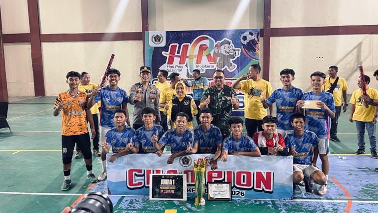 SMPN 1 Kota Mojokerto Juara Futsal PWI Mojokerto Cup 2026