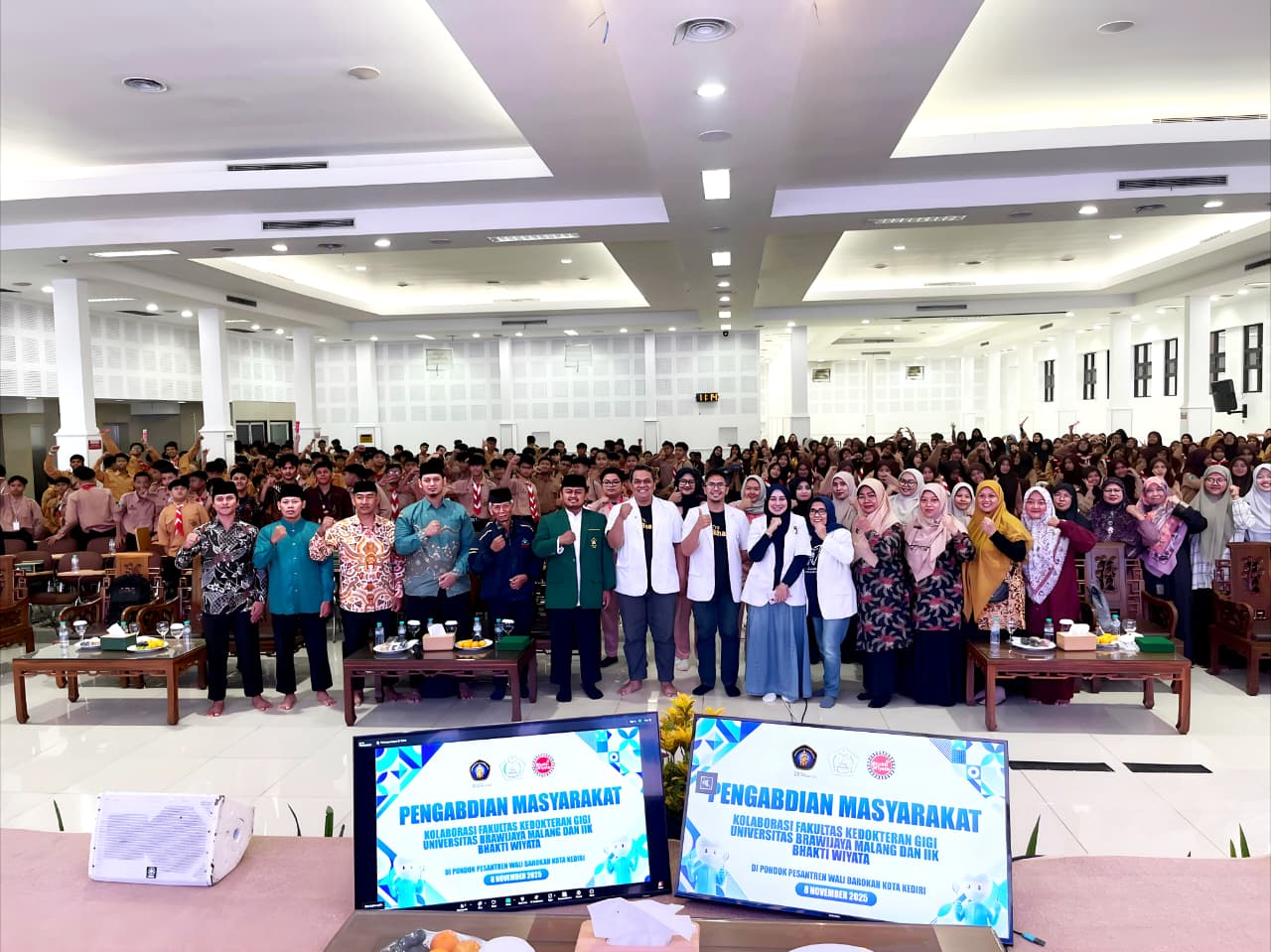 Gandeng FKG UB dan IIK Bhakti Wiyata, Santri Ponpes Wali Barokah Dapat Edukasi Kesehatan Gigi dan Mulut