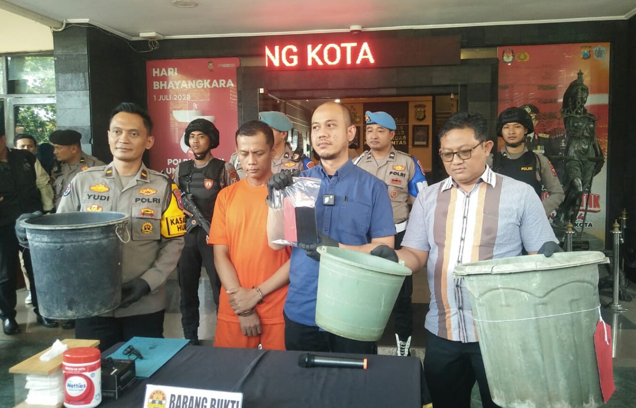 Dukun Pijat Pemutilasi di Malang Sudah Menangani 75 Pasien