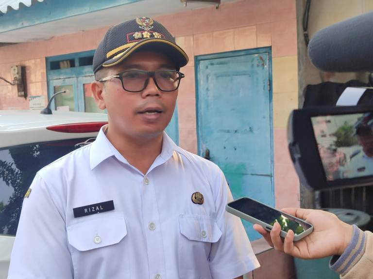 Anak Titipkan Ibunya di Panti Jompo Griya Lansia Malang karena Faktor Ekonomi