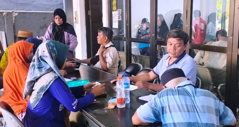 Kesadaran Warga Wonokusumo Surabaya Tinggi Aktivasi Identitas Kependudukan Digital