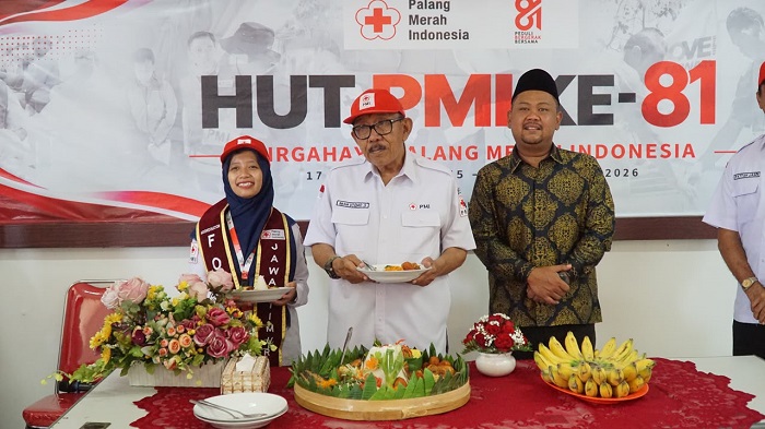 Bupati Gresik Ajak PMI Perkuat Kolaborasi Cegah Kekeringan, Pasokan Air Bersih Aman