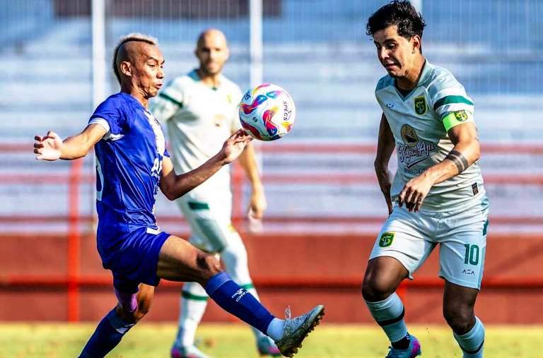Persebaya Kembali Uji Coba Bareng Persik Jelang Pembukaan Super League 2025/2026