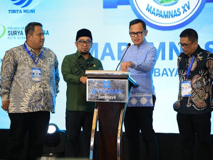 MAPAMNAS XV PERPAMSI di Surabaya Dibuka, Wamendagri Bima Arya Dorong Transformasi Air Minum