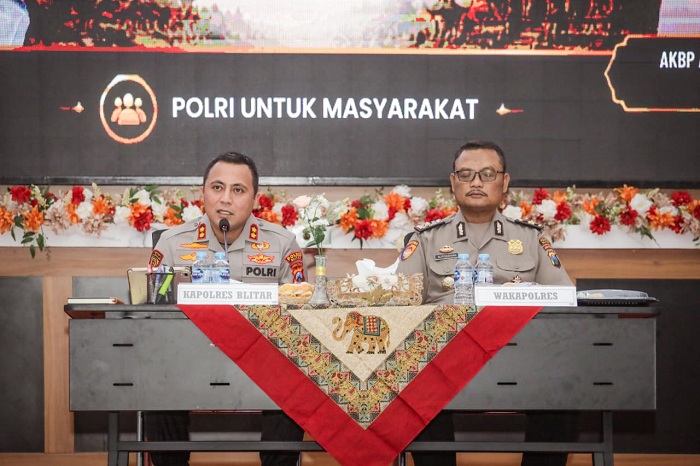 Kapolres Blitar Minta Kapolsek dan Bhabinkamtibmas Jadi Polisi yang Baik