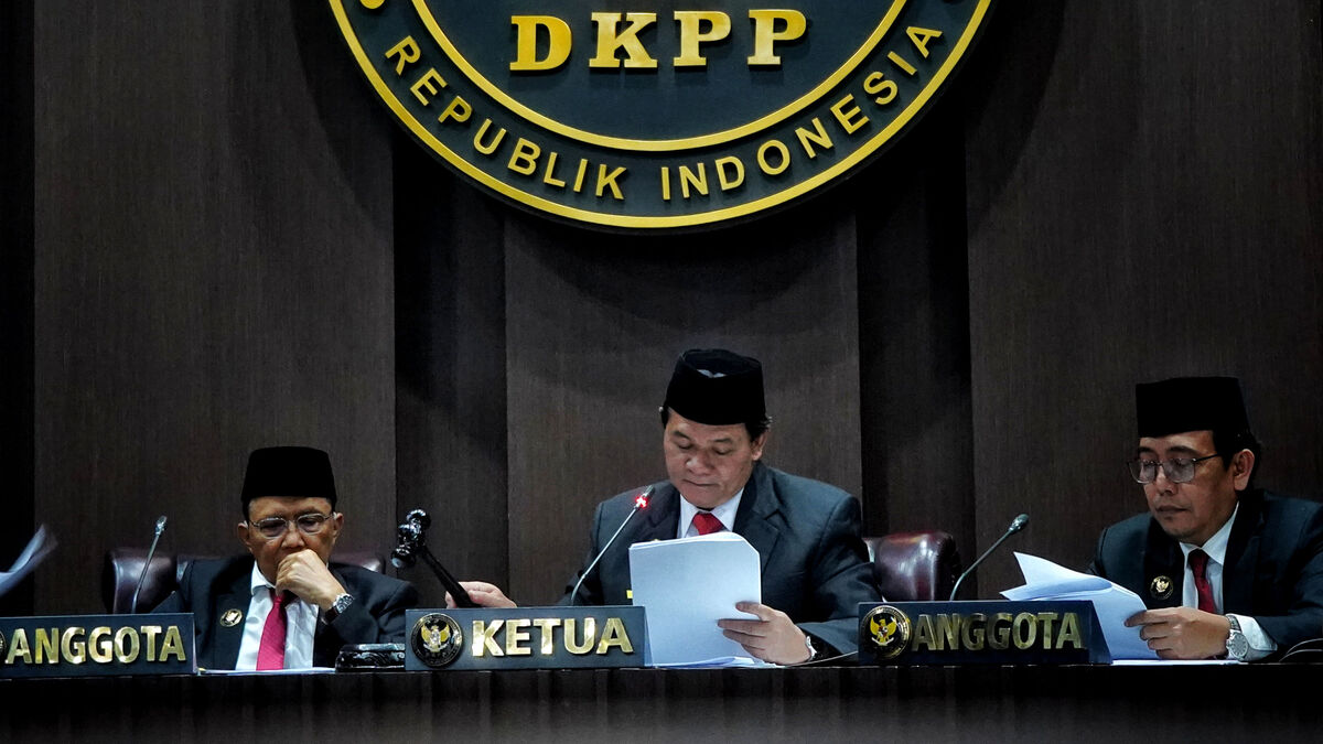 Sidang DKPP soal Pendaftaran Prabowo-Gibran Berlangsung Dramatis, KPU dan Pelapor Perang Argumentasi
