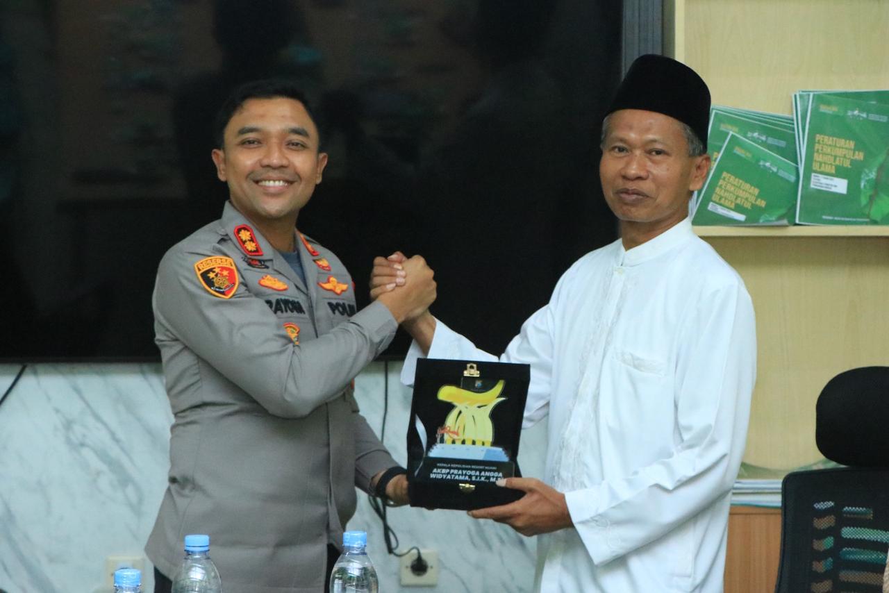 Kunjungi Tokoh Agama, Kapolres Ngawi Perkuat Silaturahmi dan Sinergi Kamtibmas 