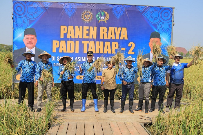 Panen Raya di SAE Lapas Lamongan, Kakanwil: 10 Ton Padi dari Pemasyarakatan Jawa Timur