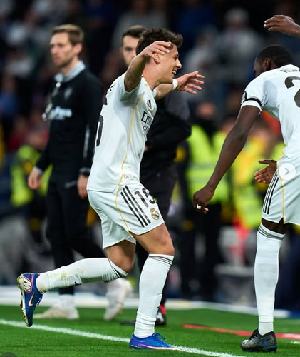 Edan! Arda Güler Cetak Gol dari Jarak 68 Meter,  Real Madrid Hajar Elche 4-1 di LaLiga