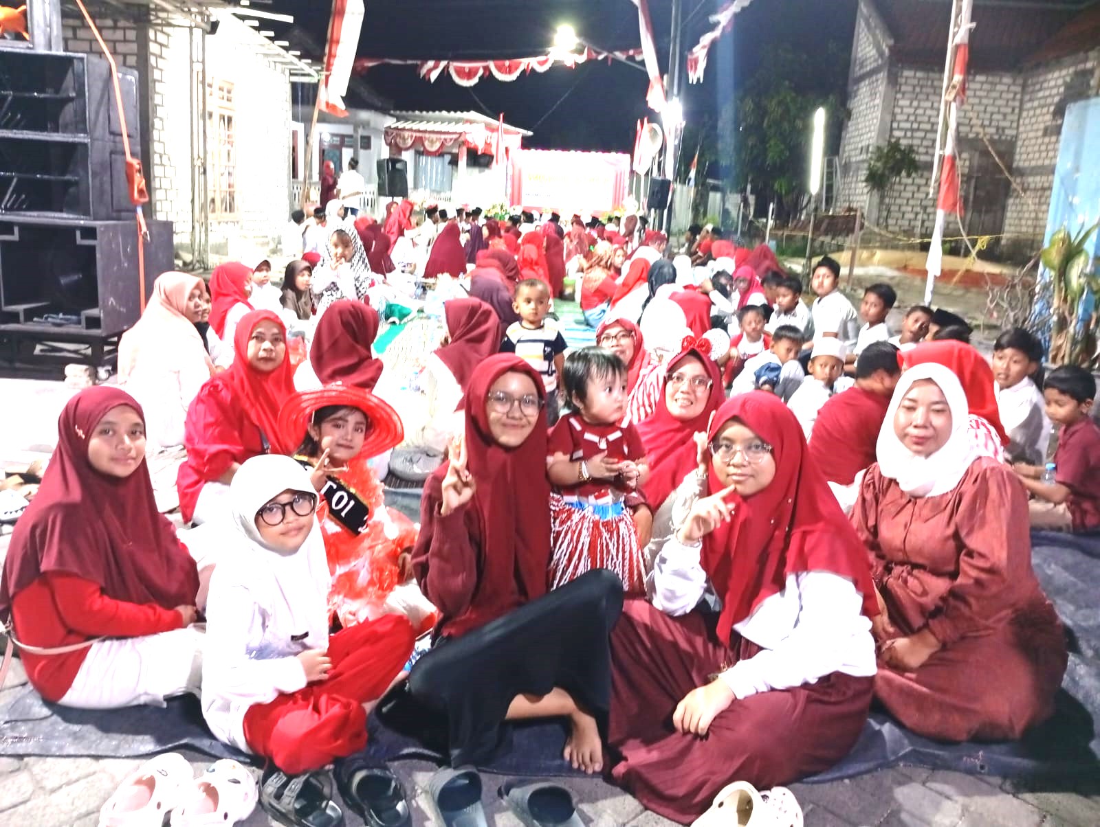 Warga Bringkang Gang Menteng Menganti Gelar Malam Istigasah Sambut HUT ke-80 Kemerdekaan RI