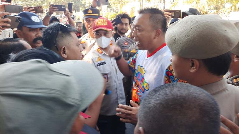 Temui Pendemo, Mas Rio Pastikan di Situbondo LSM dan Media Mitra Strategis