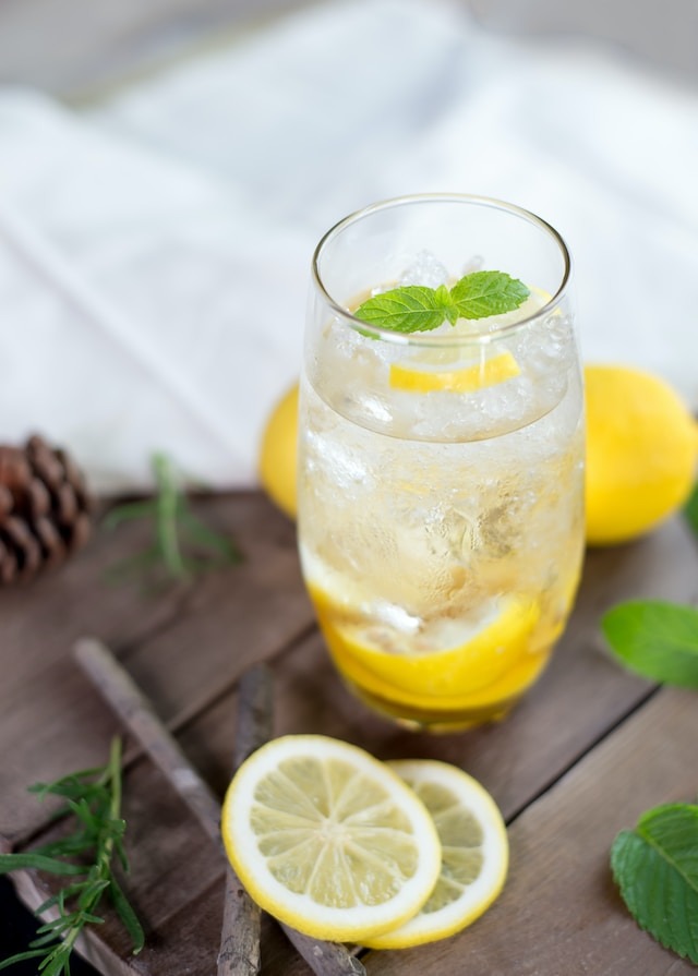 Nikmati Sensasi Manis dan Asam dengan Resep Minuman Lemonade ala Café