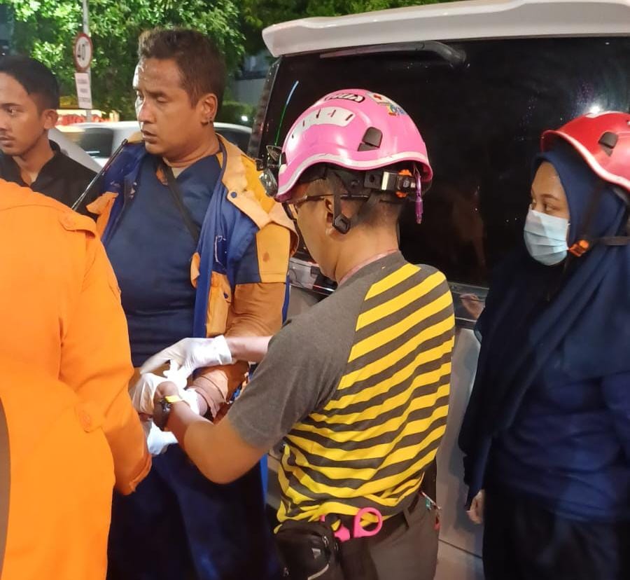 Polisi Beberkan Kronologi Perkelahian Bersajam di Jalan Embong Malang