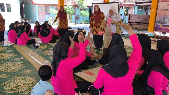 Program Bunda Puspa Latih 160 Perempuan Gresik Berwirausaha untuk Perkuat Ekonomi Keluarga