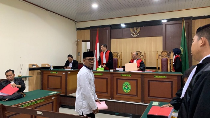 Dalang Kasus SK ASN Palsu Disidang di PN Gresik, Didakwa Pasal Berlapis
