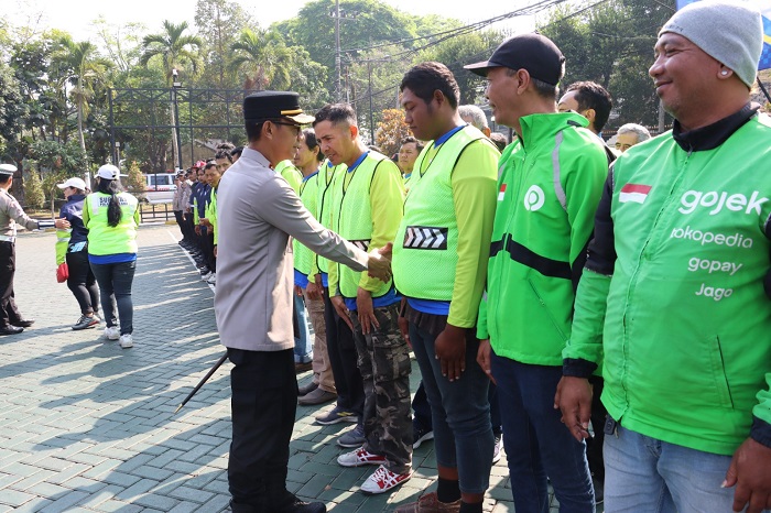 Tekan Angka Kecelakaan, Polres Malang Gandeng Relawan Ambulans, Ojol, dan Supeltas