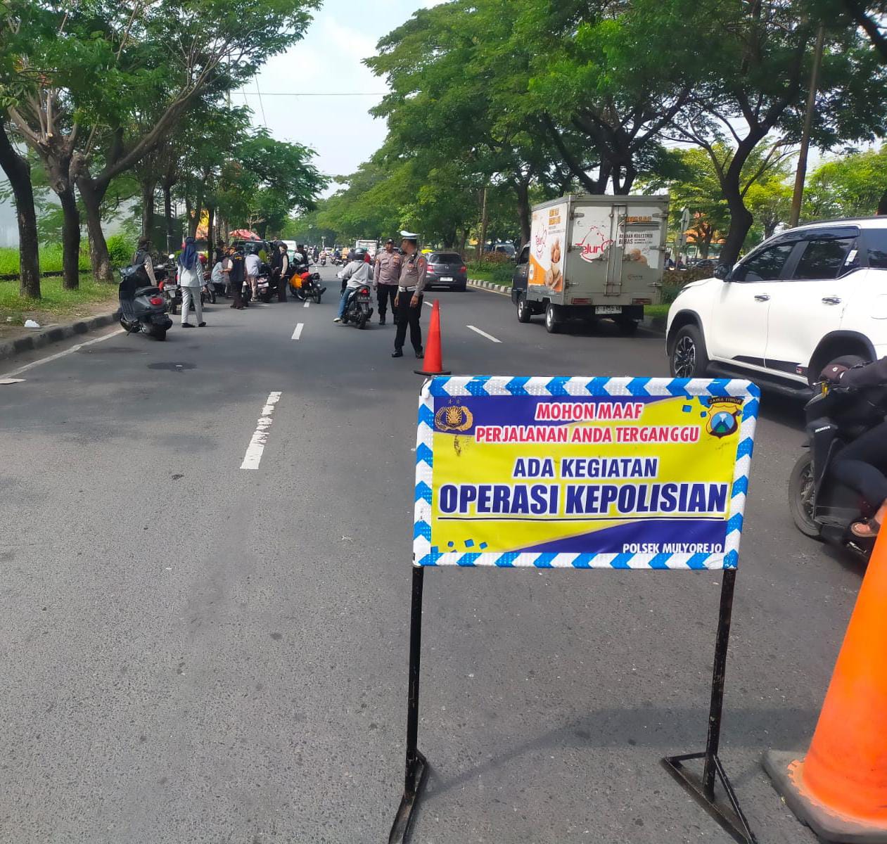 Operasi Gabungan di Merr Kalijudan, Sasar Kepatuhan Pajak Kendaraan Bermotor