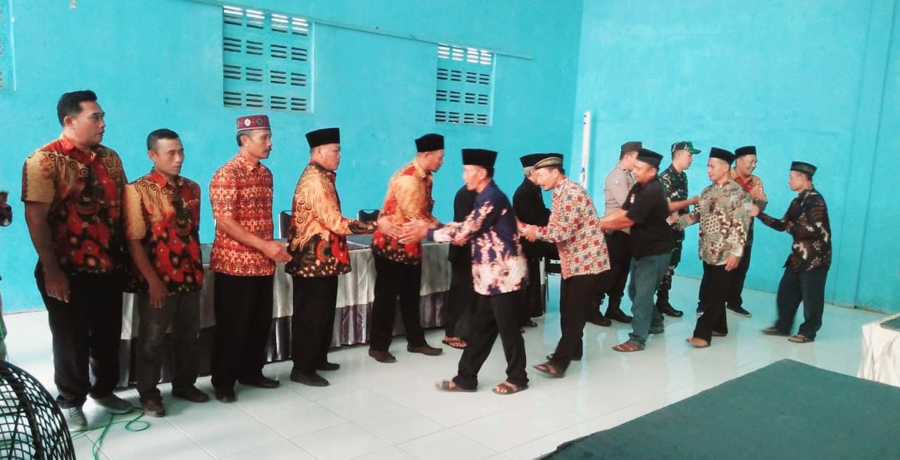 Desa Padangan Menggelar Halalbihalal dan Kupatan