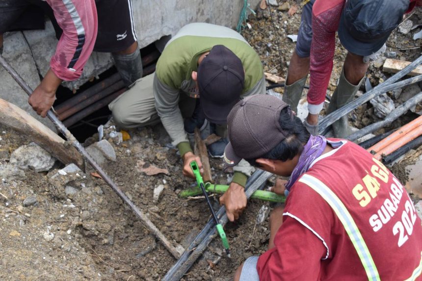 Pemkot Surabaya Tertibkan 650 Meter Kabel Utilitas Liar