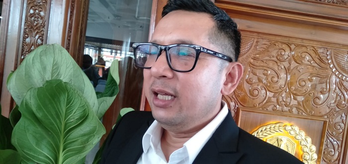  Sekwan DPRD Jatim Beri Tali Asih kepada Kartini Masa Kini