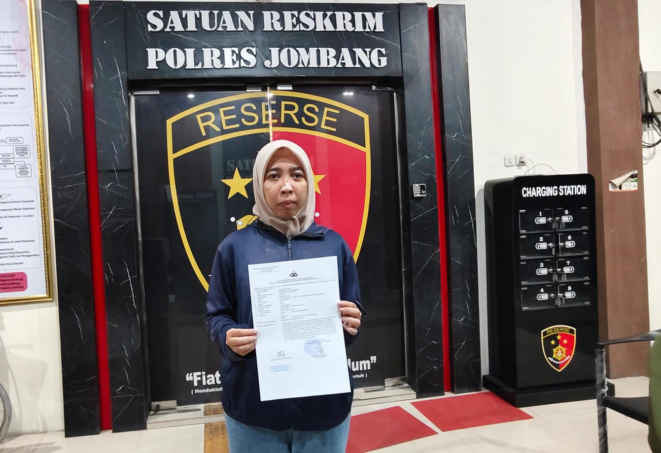 Dihina di Grup Facebook, Wanita Pesanggrahan Polisikan Tetangga