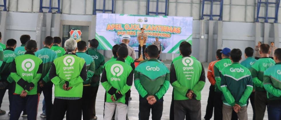 Apel Bersama Ojol, Polres Bojonegoro Bangun Kebersamaan dan Jaga Kamtibmas Tetap Aman