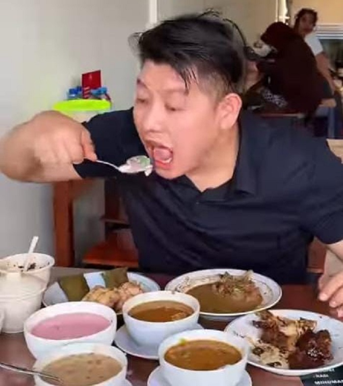 Daeng Banna Jadi Surga Kuliner Bugis Makassar di Surabaya, Viral Sejak Dibuka