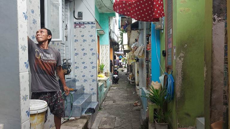 Warga Kalianak Timur Belakang Kembali Ajukan Pavingisasi Jalan untuk Cegah Banjir Rob
